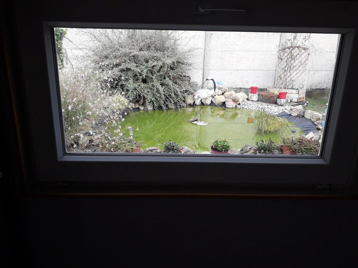 Charmant Studio 35M² Au Calme Proche Du Circuit Apartment Saint-Gervais en-Belin Exterior photo