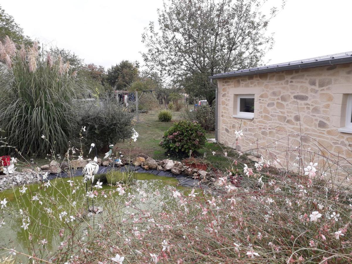 Charmant Studio 35M² Au Calme Proche Du Circuit Apartment Saint-Gervais en-Belin Exterior photo